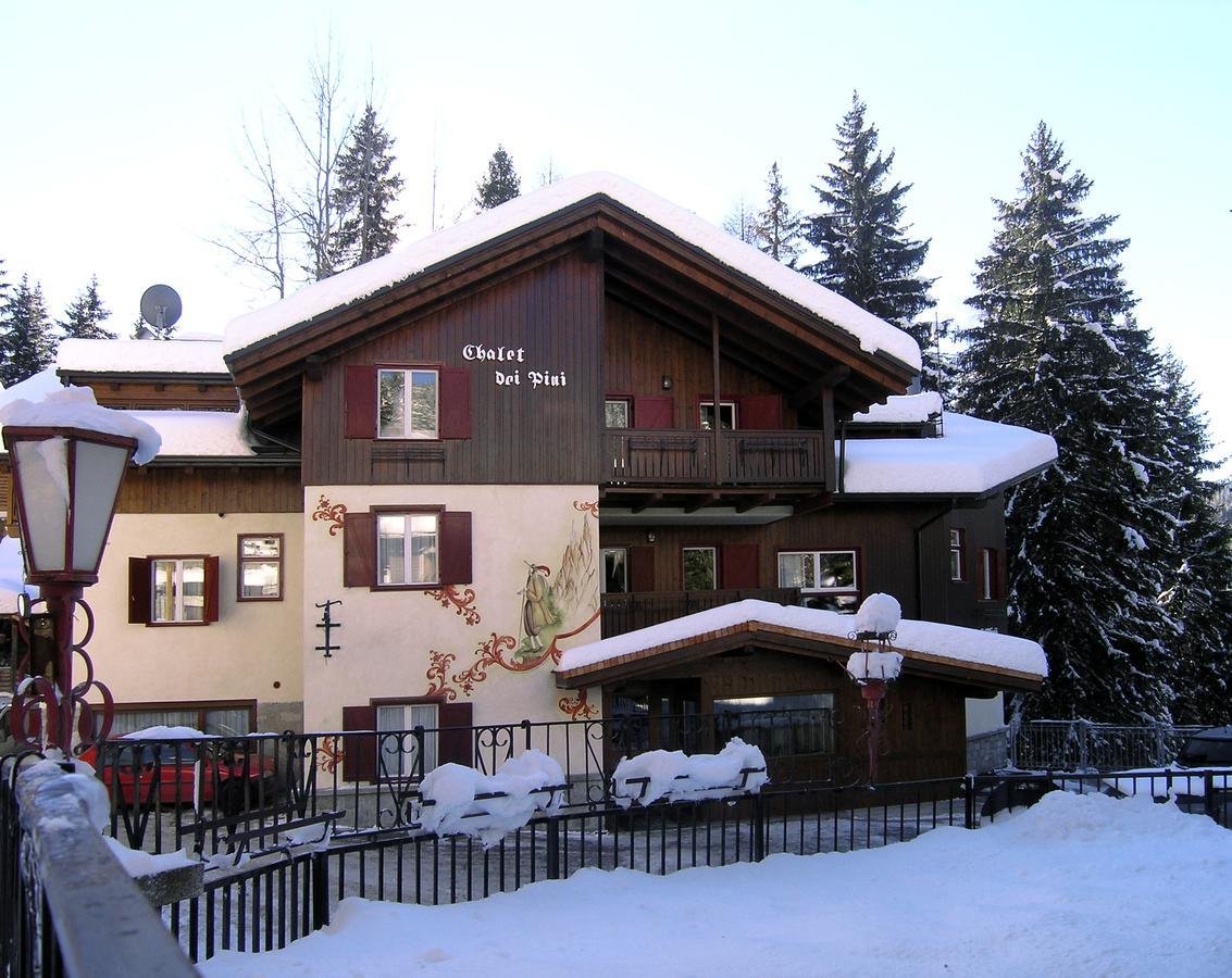 Chalet Dei Pini Aparthotel Madonna di Campiglio Bagian luar foto